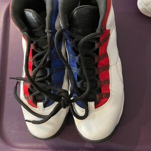Air Jordan’s Kids Two-Tone Athletic Club is Sneakers in White, Red & Blue 6Y